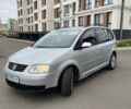 Серый Фольксваген Туран, объемом двигателя 2 л и пробегом 296 тыс. км за 4999 $, фото 9 на Automoto.ua
