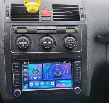 Серый Фольксваген Туран, объемом двигателя 1.6 л и пробегом 269 тыс. км за 6200 $, фото 4 на Automoto.ua