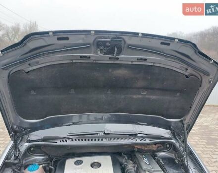 Серый Фольксваген Туран, объемом двигателя 1.97 л и пробегом 320 тыс. км за 6200 $, фото 8 на Automoto.ua