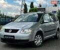 Сірий Фольксваген Туран, об'ємом двигуна 1.6 л та пробігом 189 тис. км за 5699 $, фото 1 на Automoto.ua