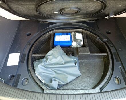 Сірий Фольксваген Туран, об'ємом двигуна 1.6 л та пробігом 230 тис. км за 5500 $, фото 4 на Automoto.ua