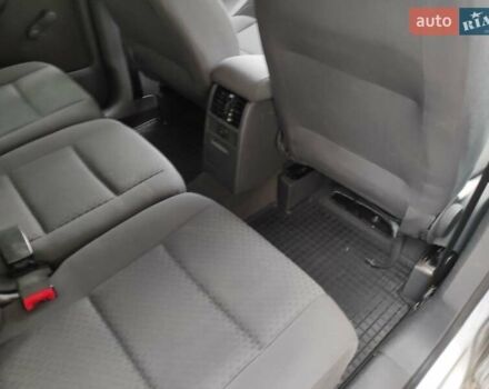 Серый Фольксваген Туран, объемом двигателя 1.6 л и пробегом 220 тыс. км за 5550 $, фото 21 на Automoto.ua