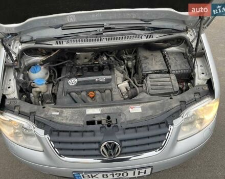 Серый Фольксваген Туран, объемом двигателя 2 л и пробегом 296 тыс. км за 4999 $, фото 22 на Automoto.ua