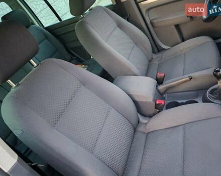 Серый Фольксваген Туран, объемом двигателя 1.6 л и пробегом 220 тыс. км за 6000 $, фото 18 на Automoto.ua