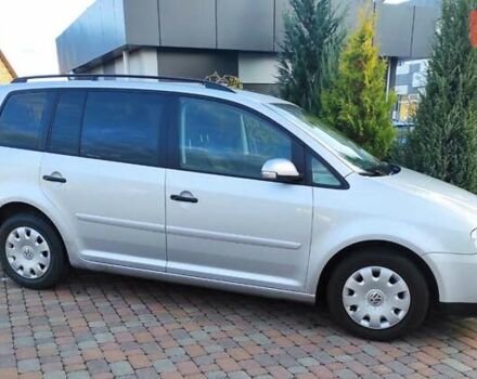 Серый Фольксваген Туран, объемом двигателя 1.6 л и пробегом 220 тыс. км за 5550 $, фото 38 на Automoto.ua