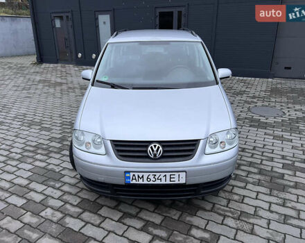 Сірий Фольксваген Туран, об'ємом двигуна 1.6 л та пробігом 307 тис. км за 4900 $, фото 4 на Automoto.ua