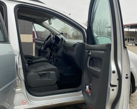 Сірий Фольксваген Туран, об'ємом двигуна 2 л та пробігом 290 тис. км за 2371 $, фото 10 на Automoto.ua