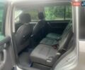 Сірий Фольксваген Туран, об'ємом двигуна 1.98 л та пробігом 255 тис. км за 5199 $, фото 1 на Automoto.ua