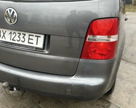 Серый Фольксваген Туран, объемом двигателя 1.6 л и пробегом 292 тыс. км за 5800 $, фото 10 на Automoto.ua