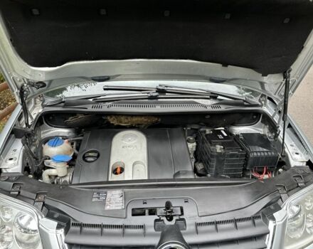 Серый Фольксваген Туран, объемом двигателя 1.6 л и пробегом 2 тыс. км за 6600 $, фото 6 на Automoto.ua