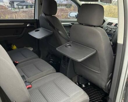 Серый Фольксваген Туран, объемом двигателя 2 л и пробегом 296 тыс. км за 4999 $, фото 34 на Automoto.ua