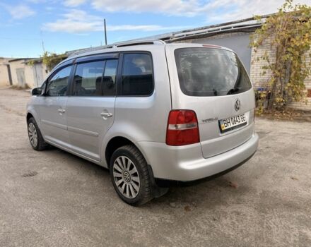 Серый Фольксваген Туран, объемом двигателя 1.6 л и пробегом 261 тыс. км за 5000 $, фото 5 на Automoto.ua