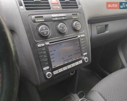 Серый Фольксваген Туран, объемом двигателя 1.6 л и пробегом 220 тыс. км за 5550 $, фото 18 на Automoto.ua