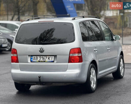 Серый Фольксваген Туран, объемом двигателя 1.6 л и пробегом 192 тыс. км за 5950 $, фото 3 на Automoto.ua
