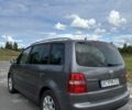 Серый Фольксваген Туран, объемом двигателя 2 л и пробегом 277 тыс. км за 5900 $, фото 3 на Automoto.ua