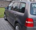Сірий Фольксваген Туран, об'ємом двигуна 2 л та пробігом 310 тис. км за 5800 $, фото 10 на Automoto.ua