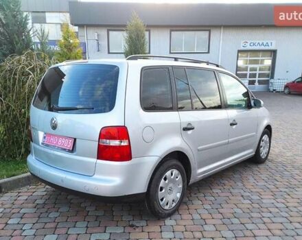 Серый Фольксваген Туран, объемом двигателя 1.6 л и пробегом 220 тыс. км за 5550 $, фото 44 на Automoto.ua