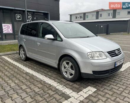 Сірий Фольксваген Туран, об'ємом двигуна 1.6 л та пробігом 262 тис. км за 5500 $, фото 7 на Automoto.ua