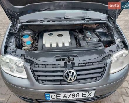 Серый Фольксваген Туран, объемом двигателя 1.97 л и пробегом 320 тыс. км за 6200 $, фото 7 на Automoto.ua