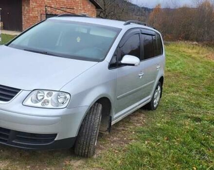 Серый Фольксваген Туран, объемом двигателя 1.6 л и пробегом 269 тыс. км за 6200 $, фото 6 на Automoto.ua