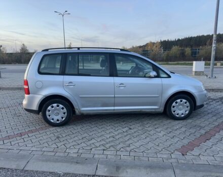 Серый Фольксваген Туран, объемом двигателя 0 л и пробегом 330 тыс. км за 1800 $, фото 2 на Automoto.ua