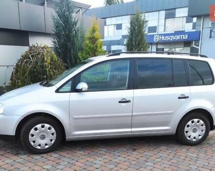 Серый Фольксваген Туран, объемом двигателя 1.6 л и пробегом 220 тыс. км за 5550 $, фото 27 на Automoto.ua