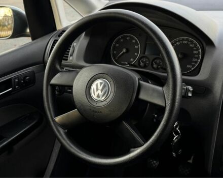 Серый Фольксваген Туран, объемом двигателя 1.6 л и пробегом 223 тыс. км за 6300 $, фото 9 на Automoto.ua