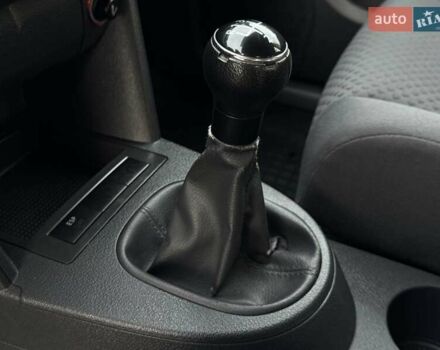 Серый Фольксваген Туран, объемом двигателя 1.6 л и пробегом 223 тыс. км за 6300 $, фото 8 на Automoto.ua