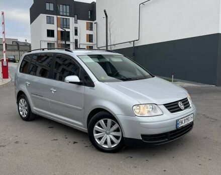 Серый Фольксваген Туран, объемом двигателя 2 л и пробегом 296 тыс. км за 4999 $, фото 20 на Automoto.ua