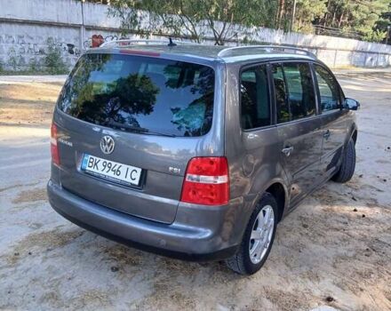 Сірий Фольксваген Туран, об'ємом двигуна 1.6 л та пробігом 235 тис. км за 5900 $, фото 10 на Automoto.ua