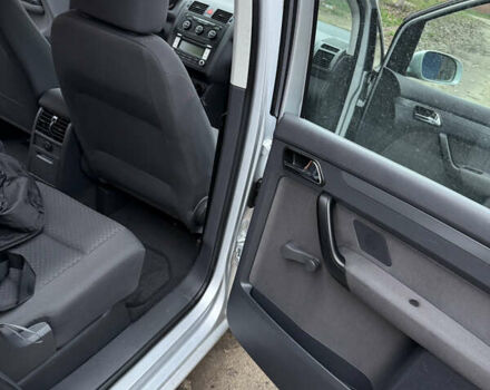 Серый Фольксваген Туран, объемом двигателя 1.6 л и пробегом 213 тыс. км за 6900 $, фото 39 на Automoto.ua