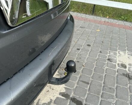 Серый Фольксваген Туран, объемом двигателя 2 л и пробегом 280 тыс. км за 6000 $, фото 16 на Automoto.ua