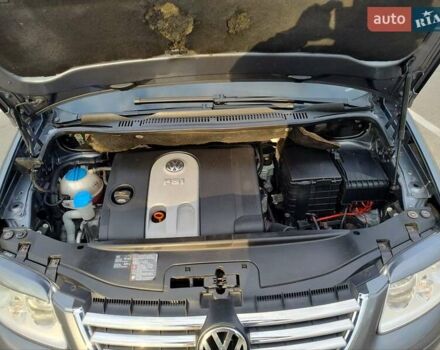 Серый Фольксваген Туран, объемом двигателя 1.6 л и пробегом 247 тыс. км за 6300 $, фото 11 на Automoto.ua