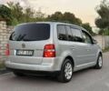 Сірий Фольксваген Туран, об'ємом двигуна 2 л та пробігом 250 тис. км за 3514 $, фото 3 на Automoto.ua