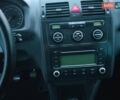 Серый Фольксваген Туран, объемом двигателя 1.6 л и пробегом 205 тыс. км за 5700 $, фото 13 на Automoto.ua
