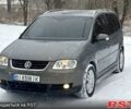 Серый Фольксваген Туран, объемом двигателя 2 л и пробегом 345 тыс. км за 7200 $, фото 1 на Automoto.ua
