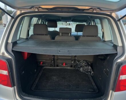 Серый Фольксваген Туран, объемом двигателя 0 л и пробегом 330 тыс. км за 1800 $, фото 10 на Automoto.ua