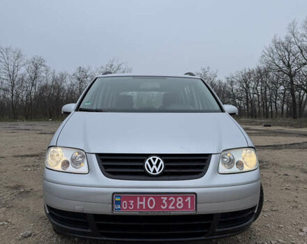 Серый Фольксваген Туран, объемом двигателя 1.6 л и пробегом 213 тыс. км за 6900 $, фото 20 на Automoto.ua