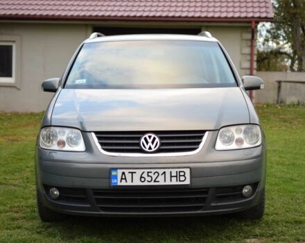 Серый Фольксваген Туран, объемом двигателя 2 л и пробегом 370 тыс. км за 4950 $, фото 7 на Automoto.ua