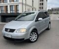 Серый Фольксваген Туран, объемом двигателя 2 л и пробегом 296 тыс. км за 4999 $, фото 11 на Automoto.ua