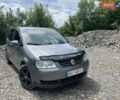 Серый Фольксваген Туран, объемом двигателя 1.9 л и пробегом 318 тыс. км за 5600 $, фото 1 на Automoto.ua