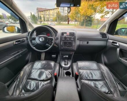 Серый Фольксваген Туран, объемом двигателя 2 л и пробегом 330 тыс. км за 5300 $, фото 23 на Automoto.ua