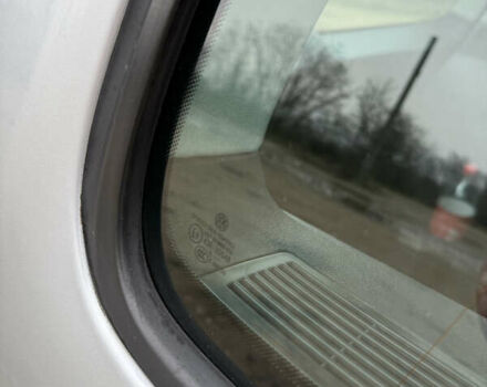 Серый Фольксваген Туран, объемом двигателя 1.6 л и пробегом 213 тыс. км за 6900 $, фото 12 на Automoto.ua