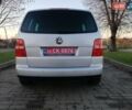 Серый Фольксваген Туран, объемом двигателя 1.6 л и пробегом 252 тыс. км за 5700 $, фото 13 на Automoto.ua