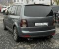 Серый Фольксваген Туран, объемом двигателя 2 л и пробегом 300 тыс. км за 7500 $, фото 4 на Automoto.ua