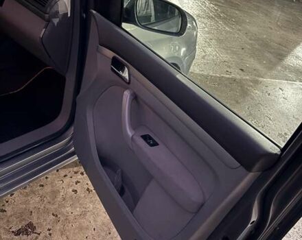 Серый Фольксваген Туран, объемом двигателя 2 л и пробегом 214 тыс. км за 6600 $, фото 36 на Automoto.ua