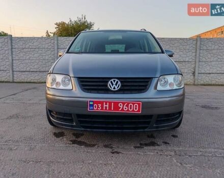 Серый Фольксваген Туран, объемом двигателя 1.6 л и пробегом 220 тыс. км за 6000 $, фото 14 на Automoto.ua