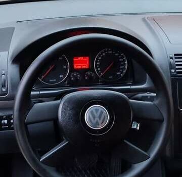 Серый Фольксваген Туран, объемом двигателя 1.9 л и пробегом 254 тыс. км за 5950 $, фото 27 на Automoto.ua