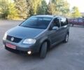 Серый Фольксваген Туран, объемом двигателя 1.6 л и пробегом 293 тыс. км за 4999 $, фото 7 на Automoto.ua