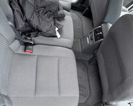 Серый Фольксваген Туран, объемом двигателя 1.6 л и пробегом 213 тыс. км за 6900 $, фото 40 на Automoto.ua